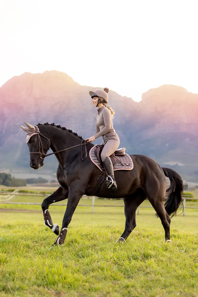 LeMieux Loire Classic Close Contact Square in Truffle-3